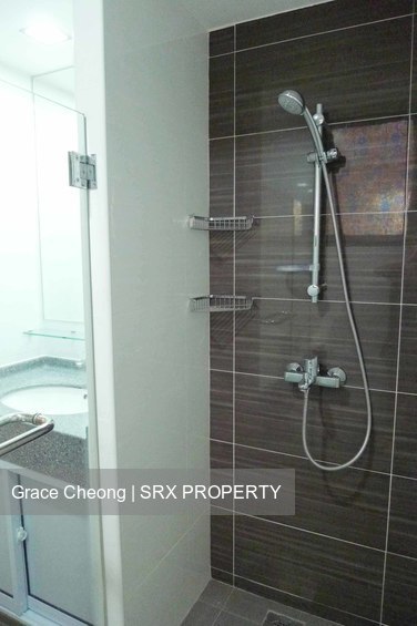 Simsville (D14), Condominium #203326771